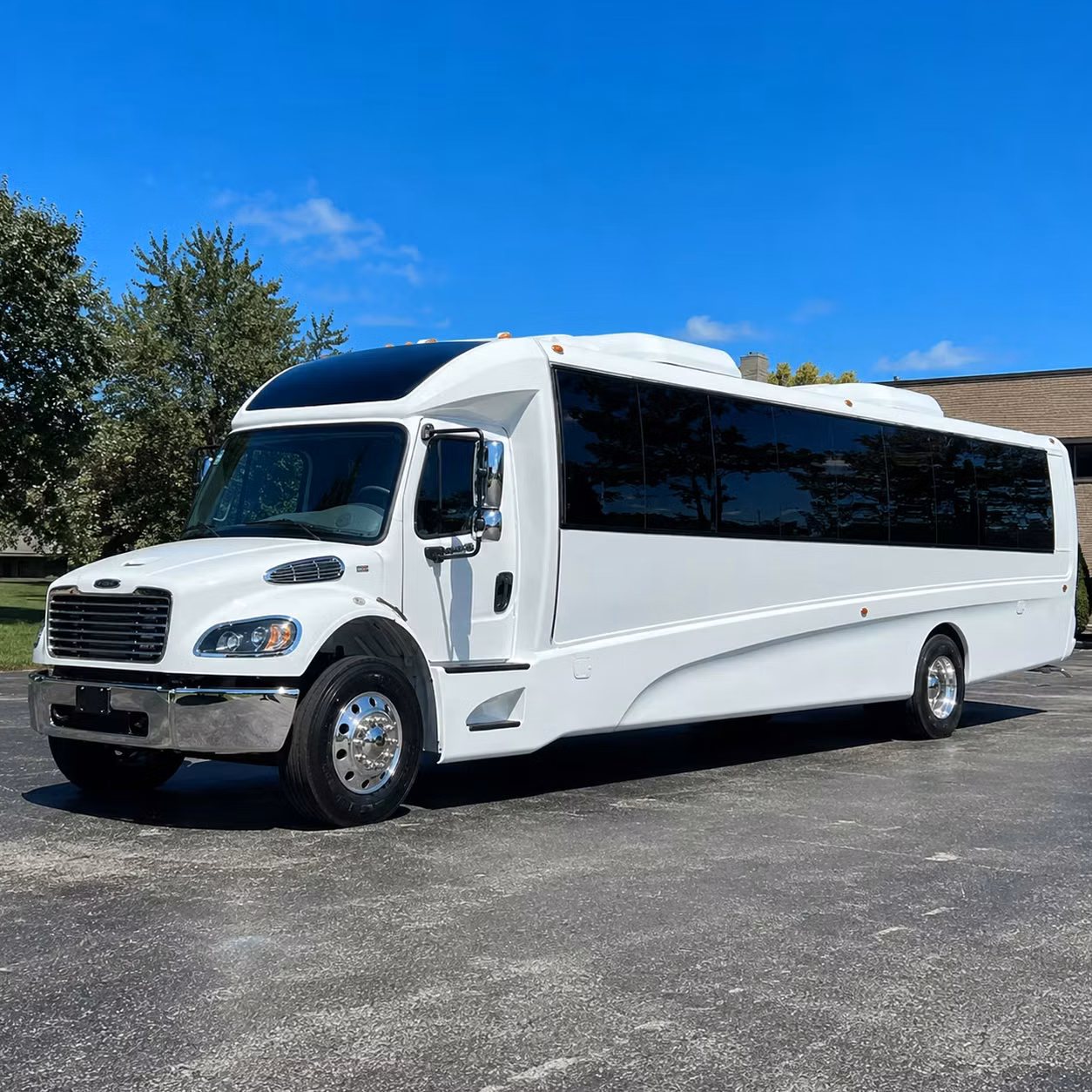 25 passenger minibus