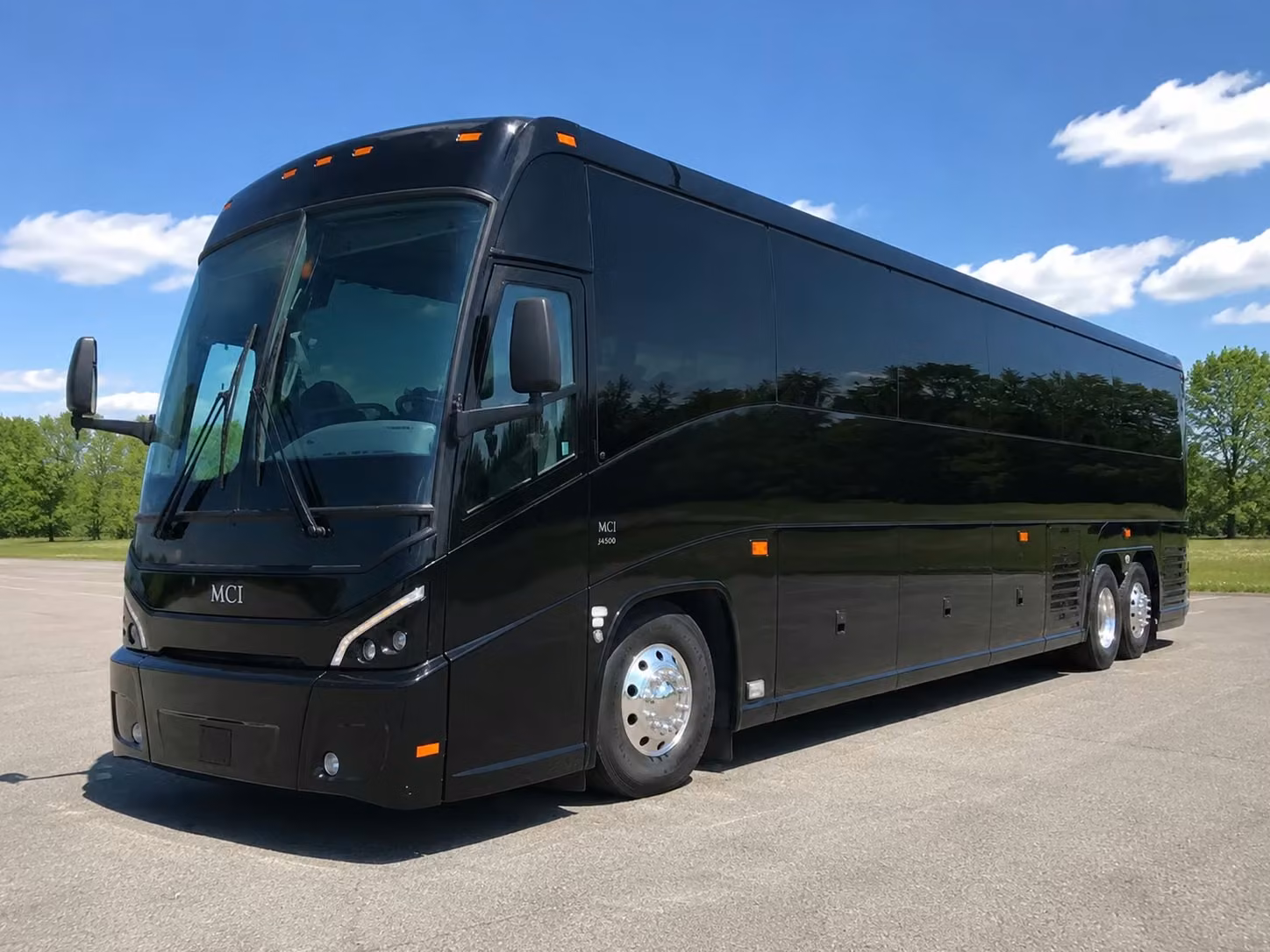 coachbusbrownsville com lets you compare construction and industrial workforce shuttles in brownsville