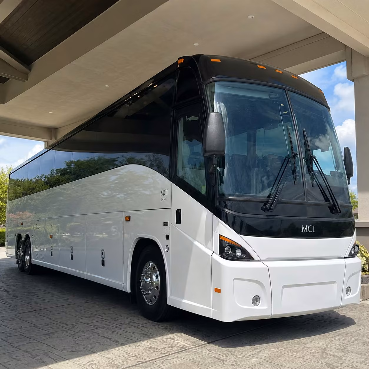 you can find and book airport transportation in brownsville and any nearby city